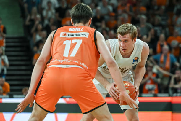 不幸止步 不幸止步